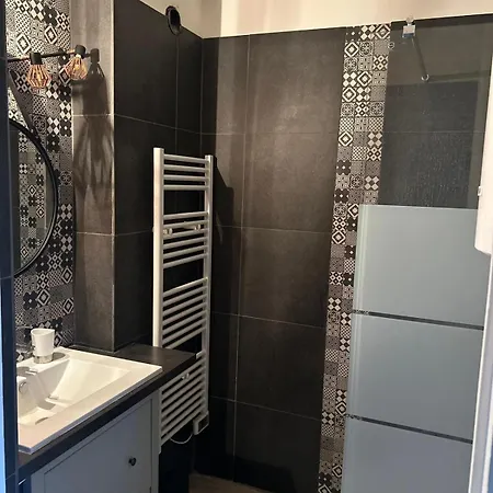 Cosy Proche De La Securisee Avec Piscine Daire *